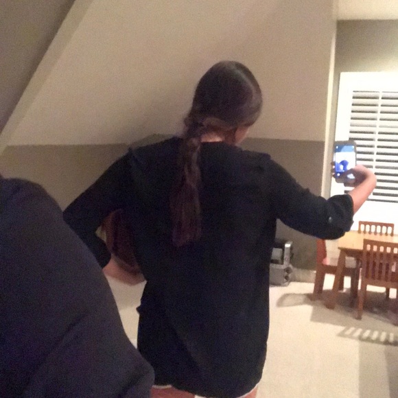 blouse - Picture 5 of 5